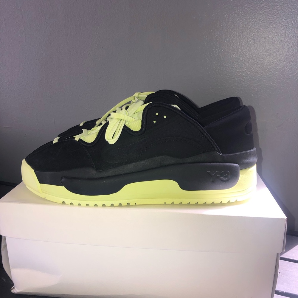 Addidas men shoes